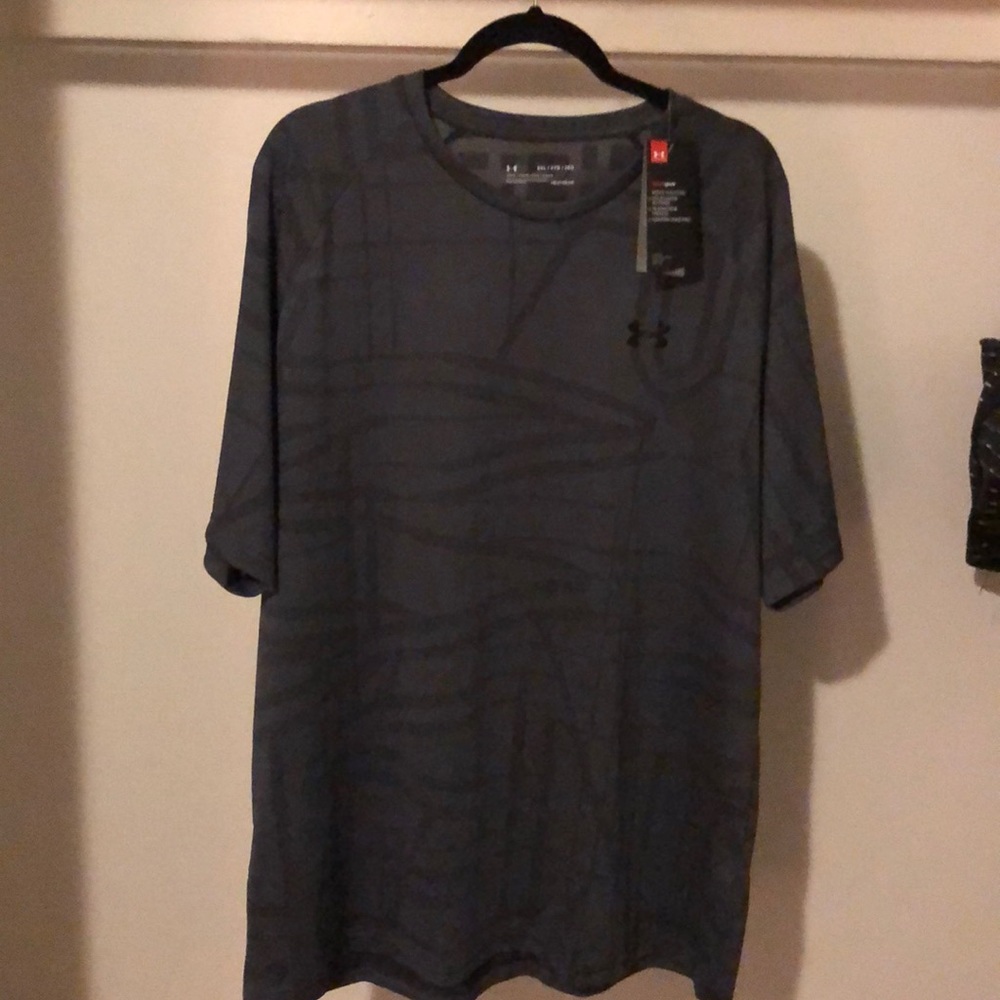 Under Armour Dark Gray T-shirt